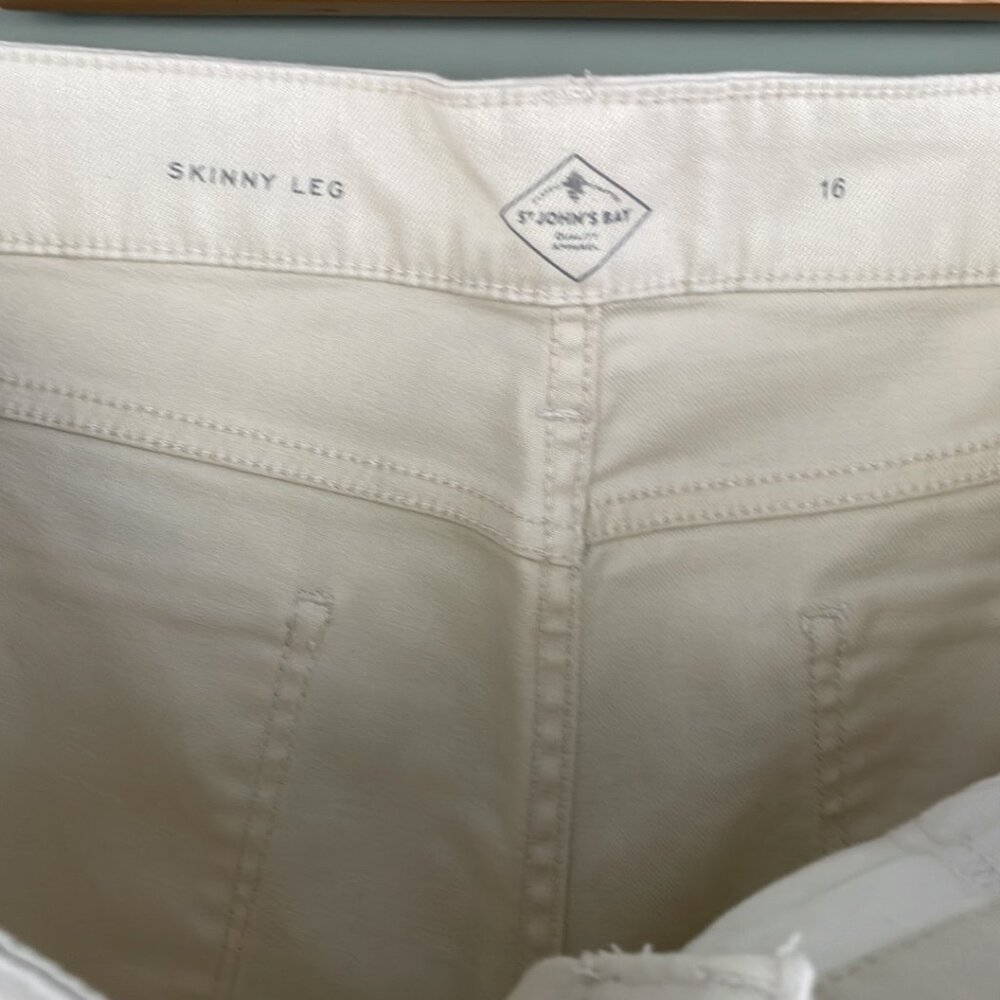 St John's Bay 16 Women's NWT Skinny Jeans Waist 38" Length 40" Inseam 29" - Picture 5 of 9